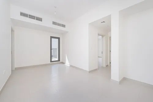 4 Bedrooms Villa in The Pulse Beachfront 3 Image
