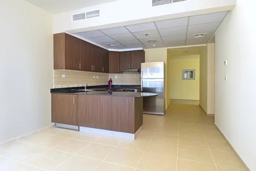 2 Bedrooms Apartment in Elite Residence Image