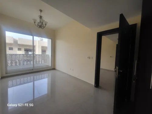 2 Bedrooms Apartment in Hanover Square Image