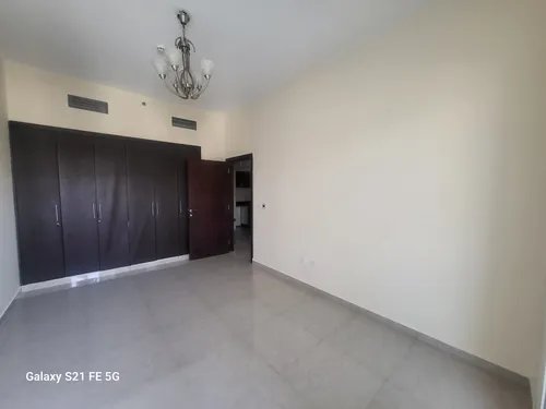 2 Bedrooms Apartment in Hanover Square Image