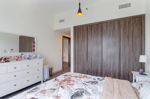 1 Bedroom Apartment in Mazaya 5 Image