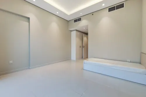 2 Bedrooms Apartment in The Residences at Business Central Image